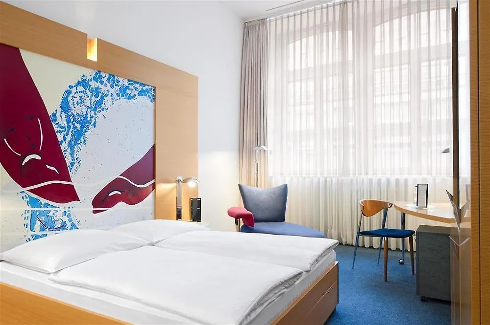 Hotel Berlin Ostbahnhof
