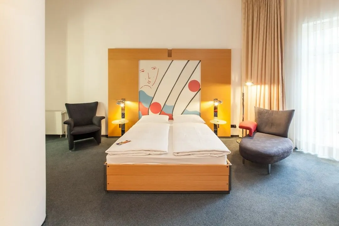 Hotel Berlin Ostbahnhof