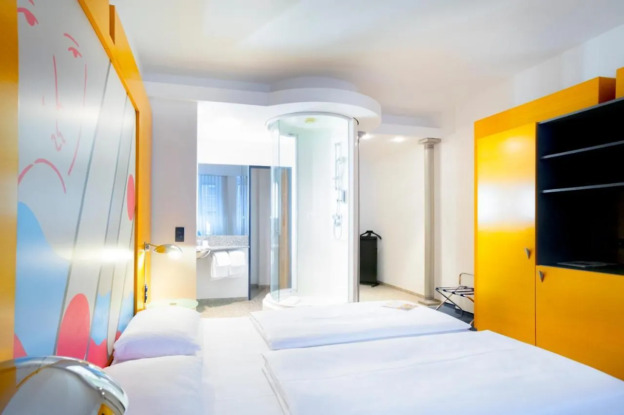 Hotel Berlin Ostbahnhof