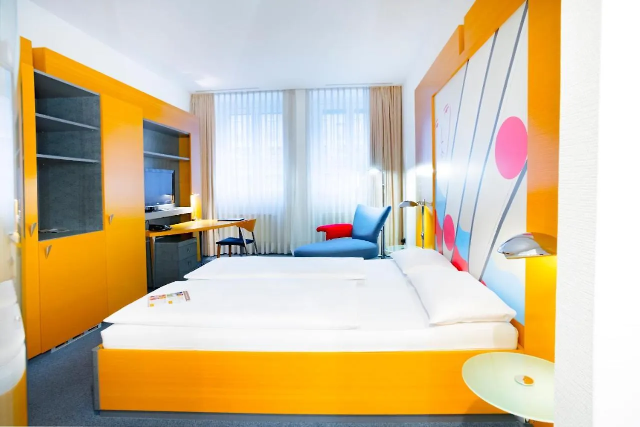 Hotel Berlin Ostbahnhof